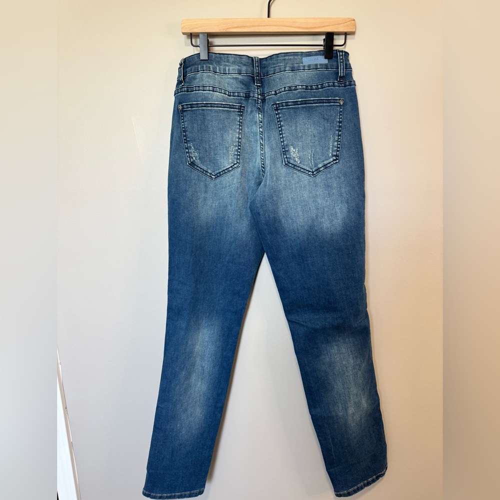 Judy Blue Distressed Skinny Jeans in Blue Wash - Picture 5 of 10